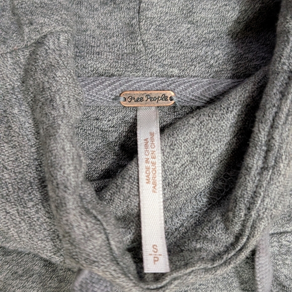 FREE PEOPLE Gray Crop Hooded Sweatshirt Size S - Picture 4 of 4